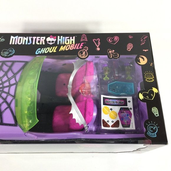 Monster High Toy Car Ghoul Mobile With Pet & Accessories Purple Convertible - Picture 11 of 16